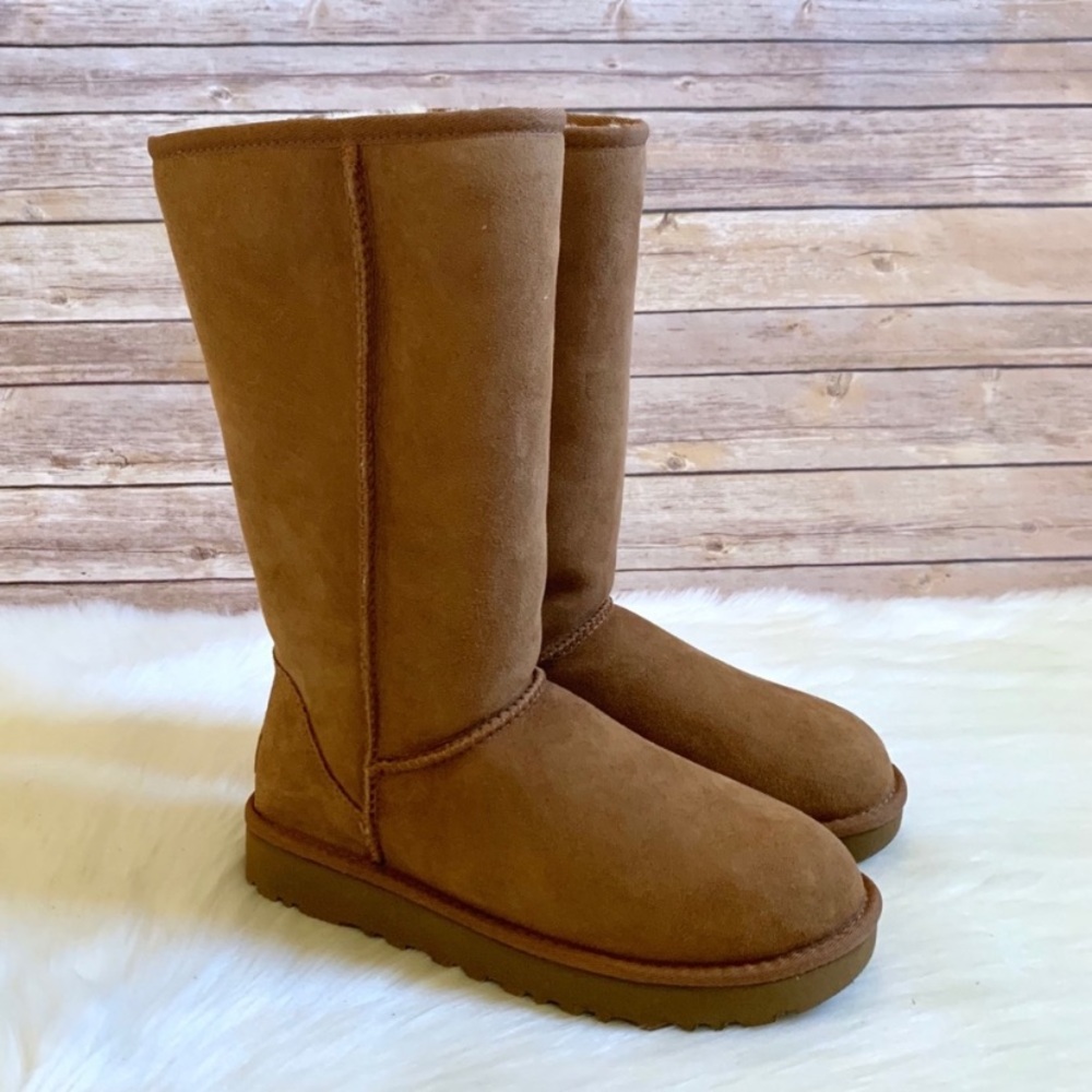 UGG Chestnut Classic Tall II Boots - Picture 4 of 8